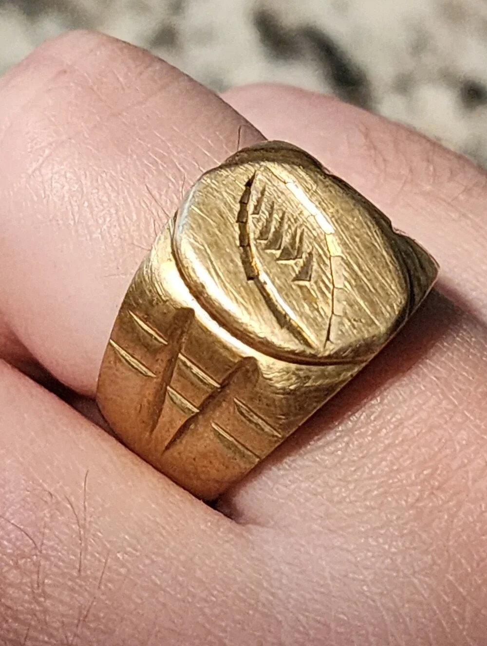 Fashion/Costume Jewelry Ring
